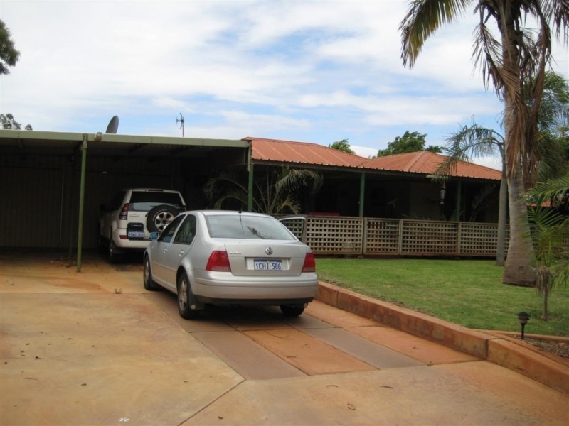 3 Pingandy Crescent, Dampier WA 6713