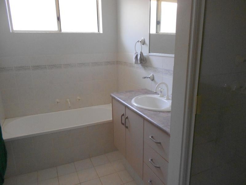 18 Garland Place, Millars Well WA 6714