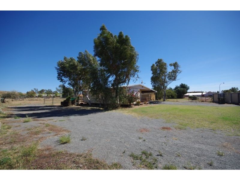 14 Weerianna Street, Roebourne WA 6718