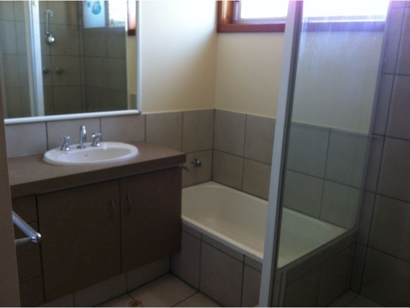 8B Stanbridge Way, Millars Well WA 6714