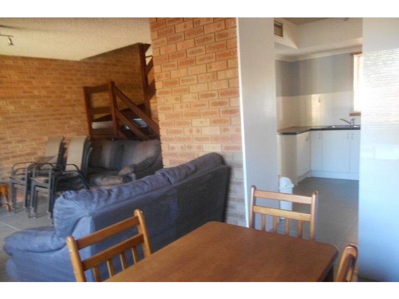 6/27 Strickland Drive, Millars Well WA 6714