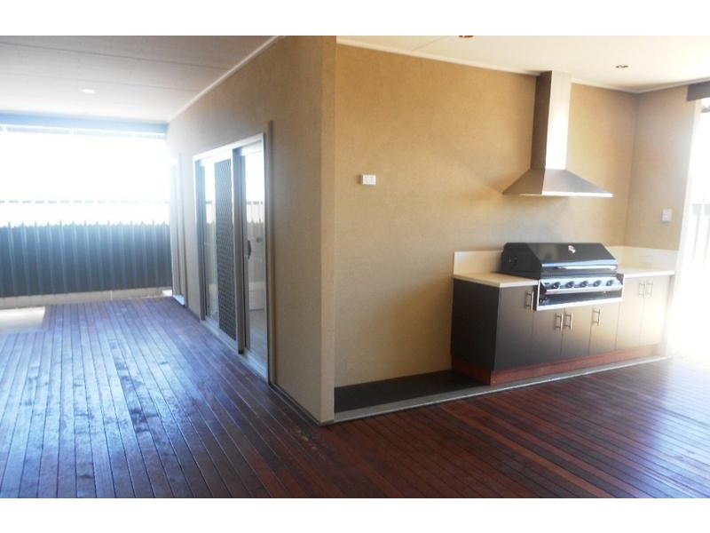 108 Bajamalu Drive, Baynton WA 6714