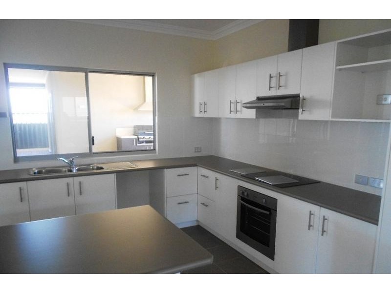 108 Bajamalu Drive, Baynton WA 6714