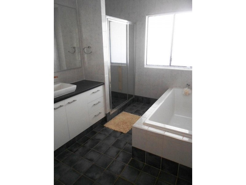 89 Bajamalu Drive, Baynton WA 6714