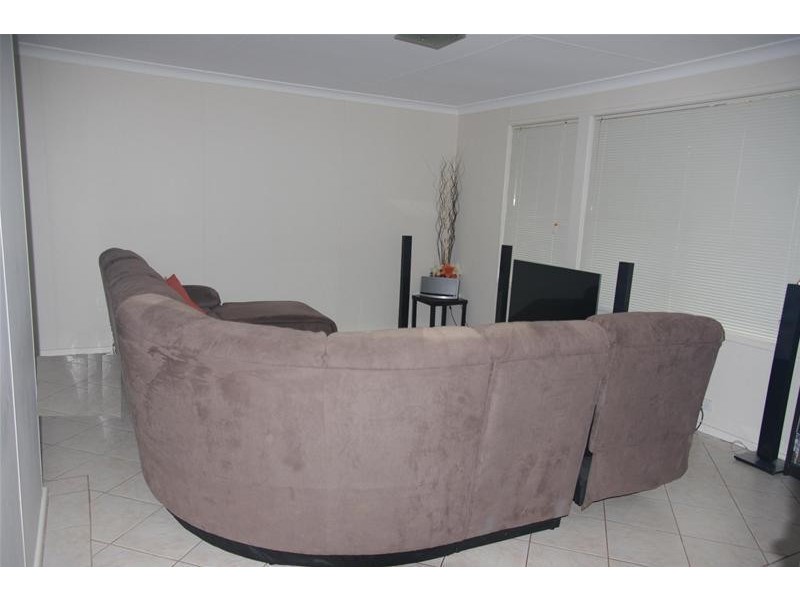 142 Drummond Crescent, Dampier WA 6713