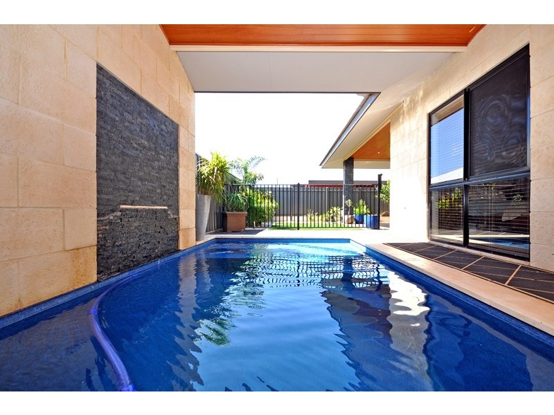 21 Curlew Street, Baynton WA 6714