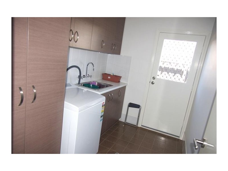 6 Euro Boulevard, Baynton WA 6714