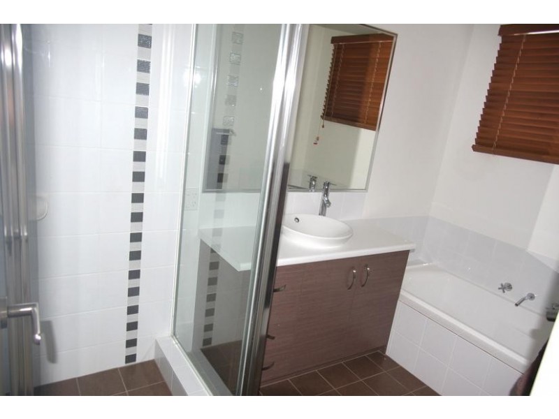 6 Euro Boulevard, Baynton WA 6714