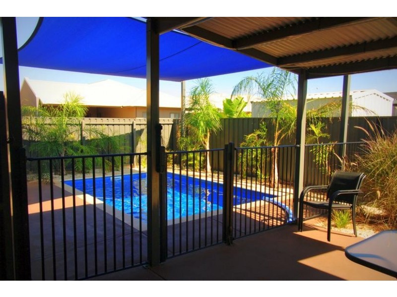 6 Euro Boulevard, Baynton WA 6714