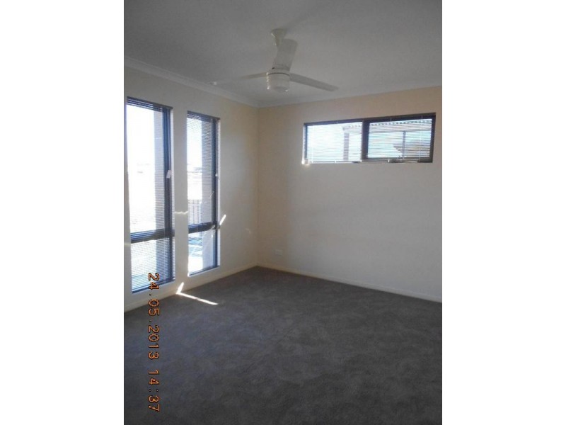 12C Jadura Crescent, Baynton WA 6714