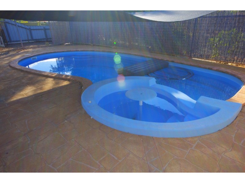 80 Berkeley Crescent, Dampier WA 6713