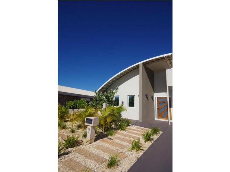 9 Ganbarr Street, Baynton WA 6714