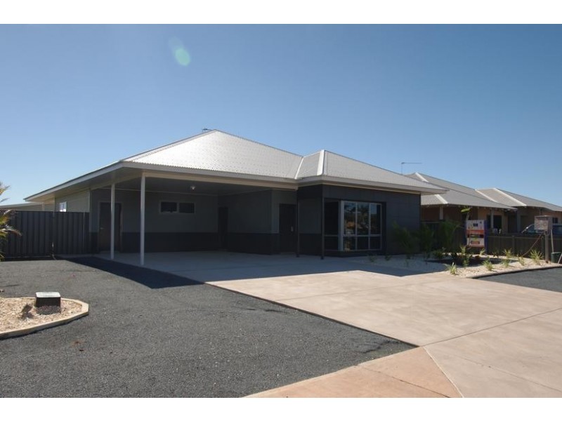 28 Garlirri Crescent, Baynton WA 6714