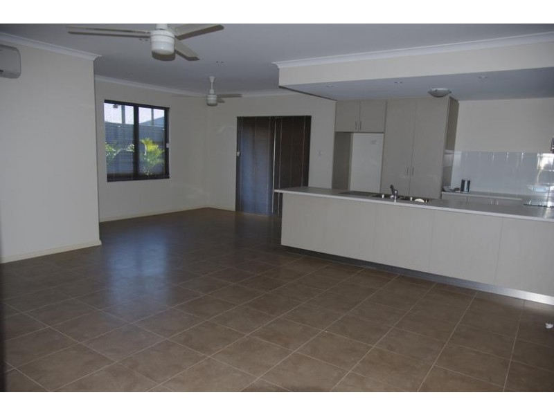 28 Garlirri Crescent, Baynton WA 6714