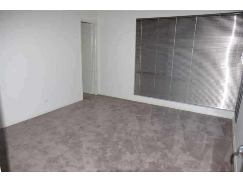 28 Garlirri Crescent, Baynton WA 6714