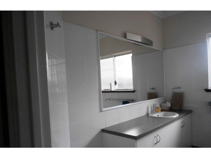 11 Nyumari Street, Baynton WA 6714