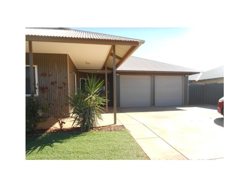 11 Nyumari Street, Baynton WA 6714