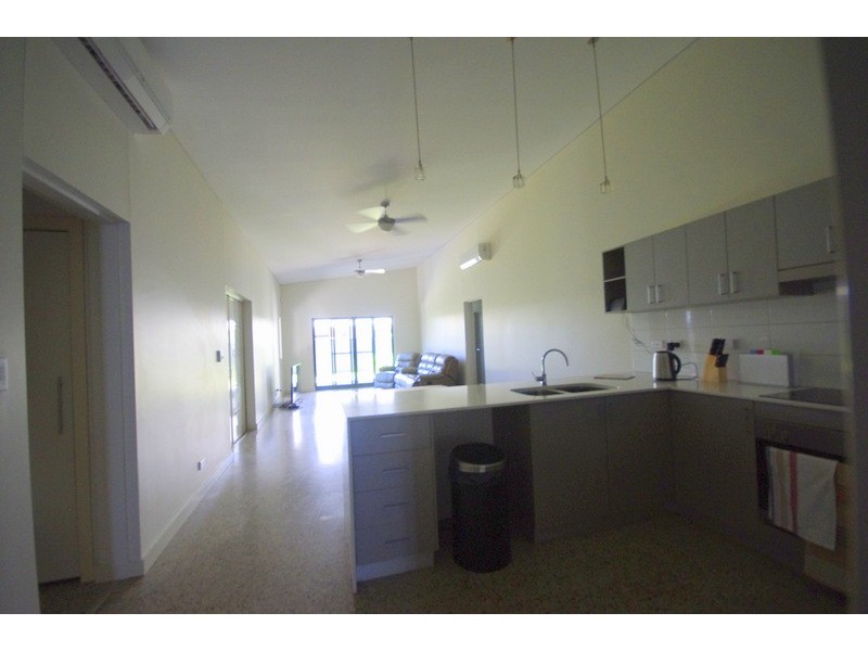 16 Wallaby Street, Baynton WA 6714