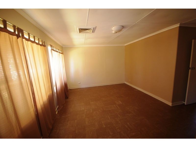 2 Emma Street, Bulgarra WA 6714