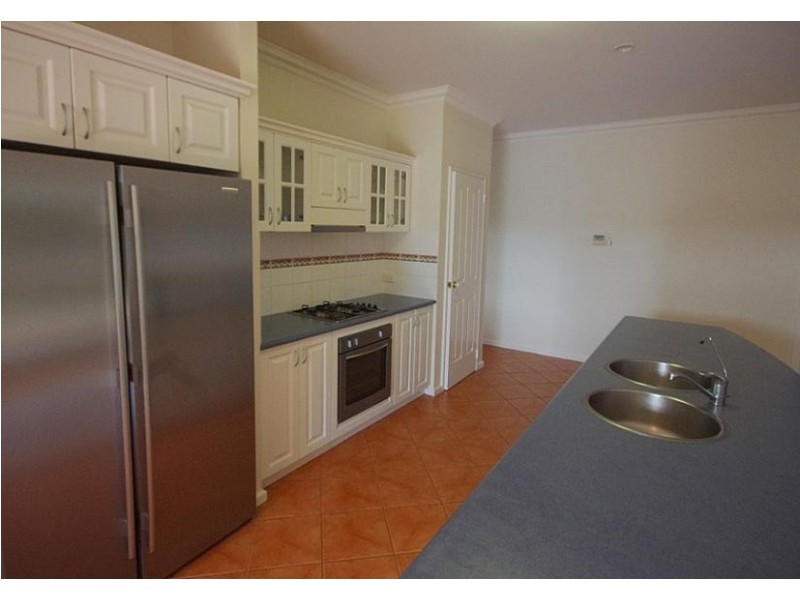 6 Koolinda Parade, Baynton WA 6714