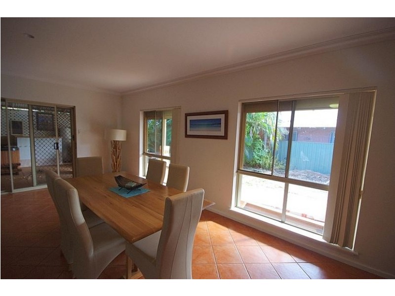 6 Koolinda Parade, Baynton WA 6714