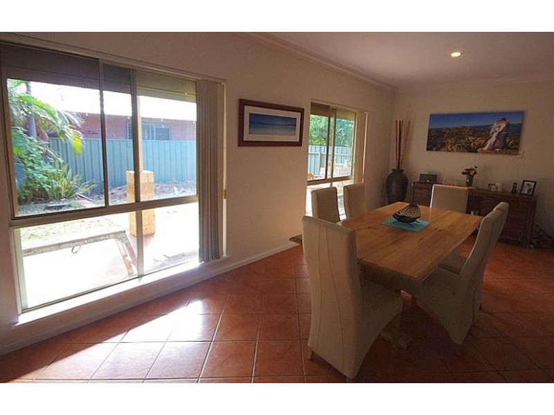 6 Koolinda Parade, Baynton WA 6714