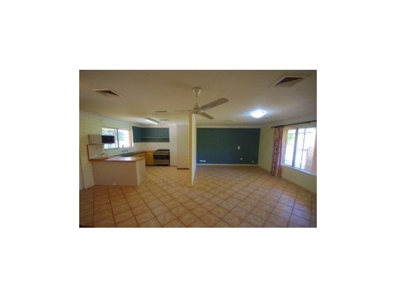 4 Kestral Way, Bulgarra WA 6714