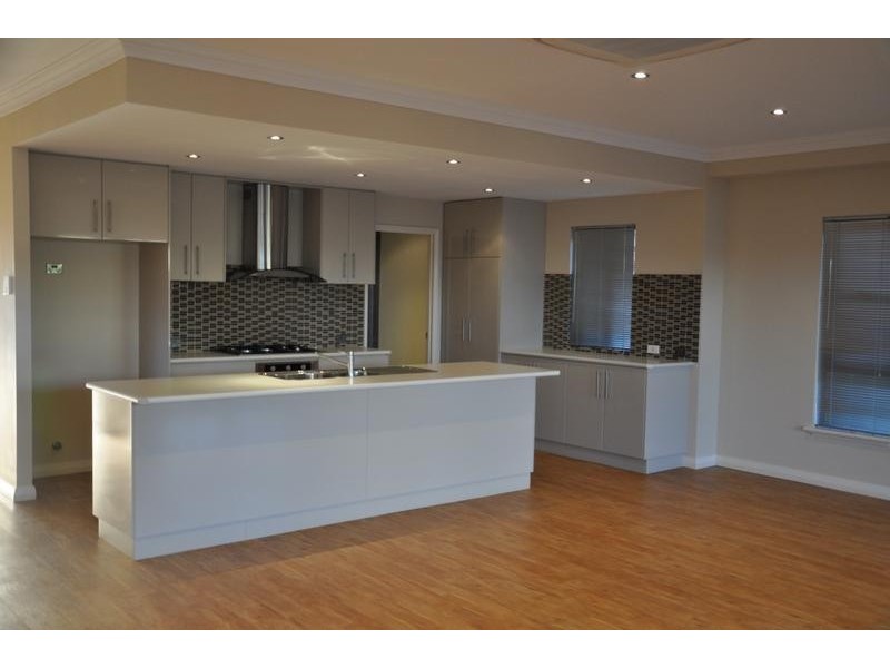 27A Moynes Court, Baynton WA 6714