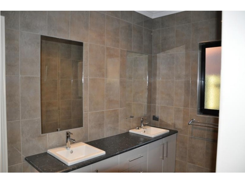 27A Moynes Court, Baynton WA 6714