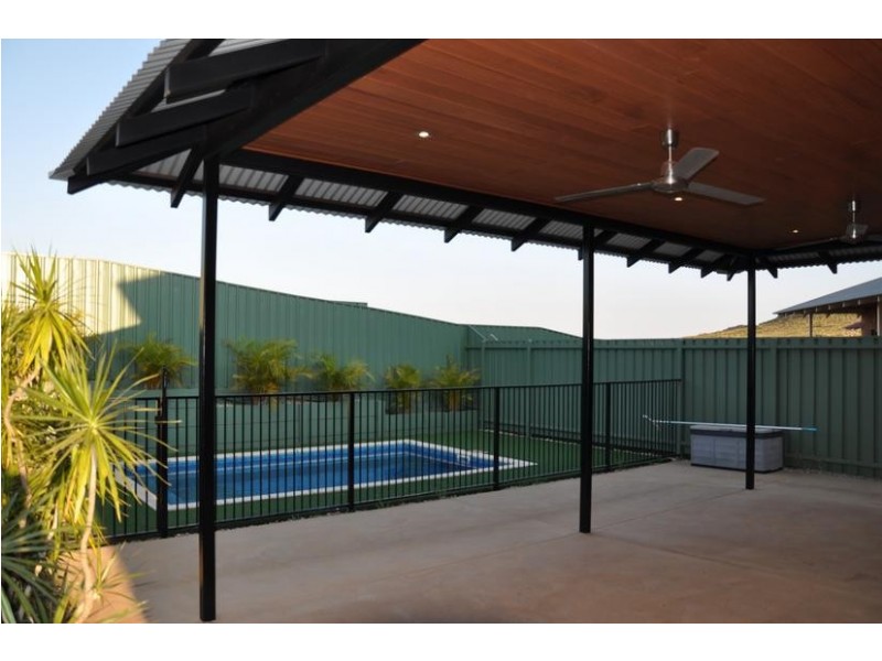 27A Moynes Court, Baynton WA 6714