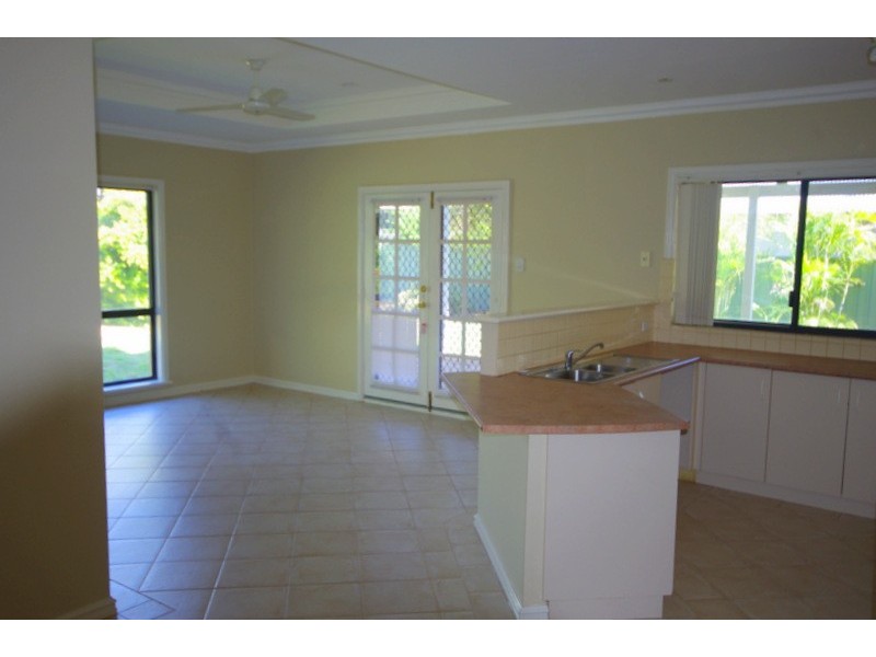 70 Radley Drive, Baynton WA 6714