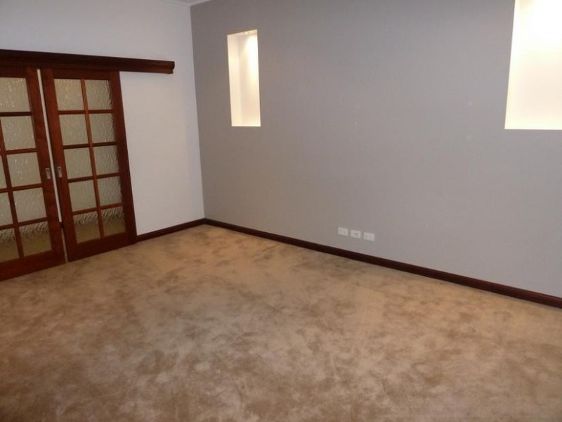 25 Walkington Circle, Millars Well WA 6714