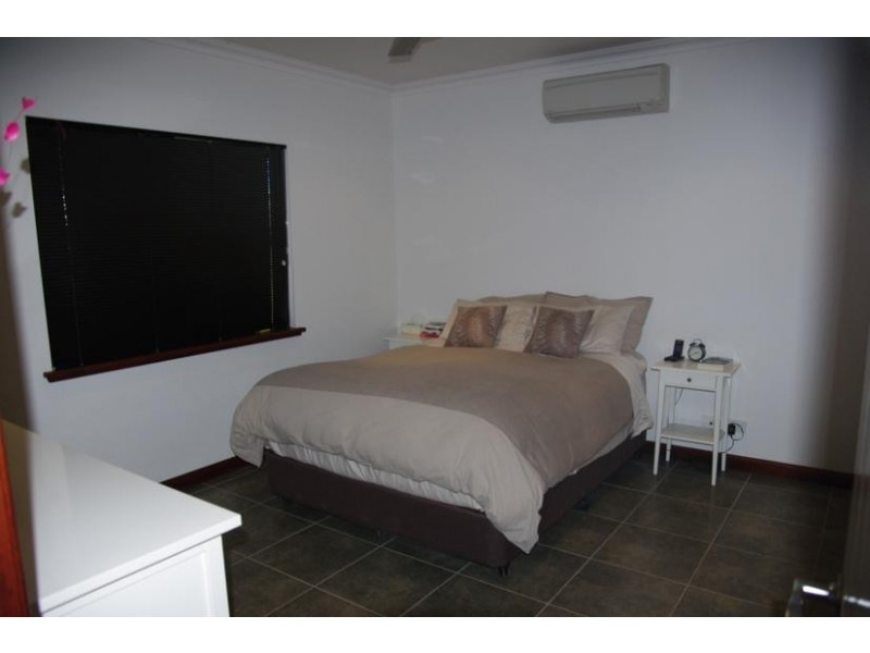 25 Walkington Circle, Millars Well WA 6714