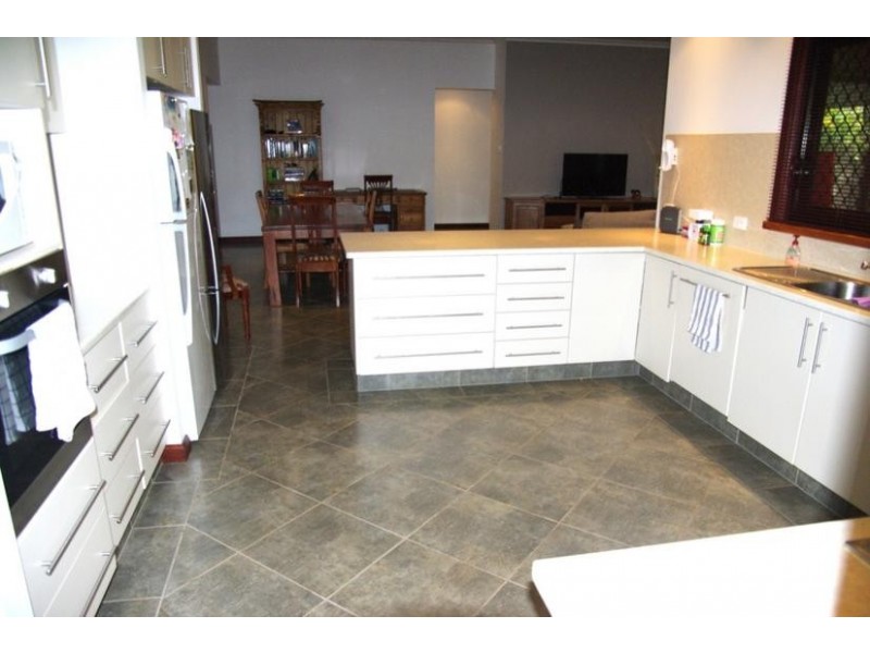 25 Walkington Circle, Millars Well WA 6714