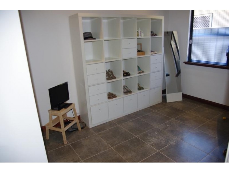 25 Walkington Circle, Millars Well WA 6714