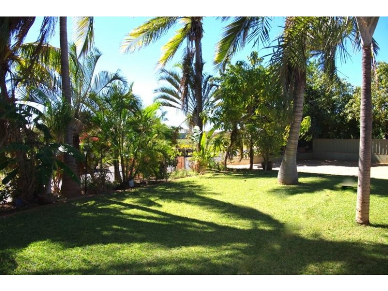 267 Pingandy Crescent, Dampier WA 6713