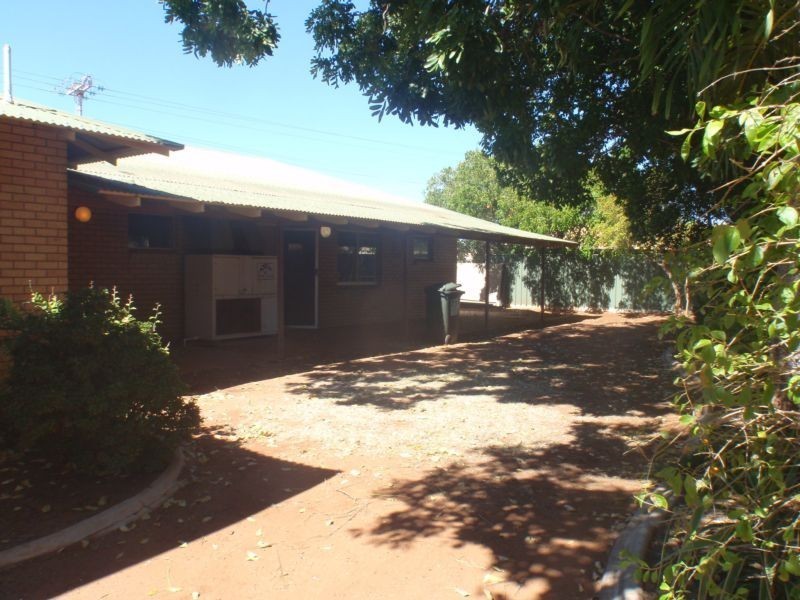 2 Middleton Way, Nickol WA 6714