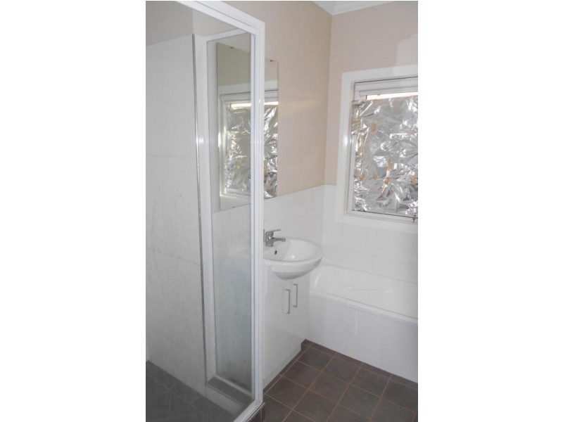 9 Ganbarr Street, Baynton WA 6714