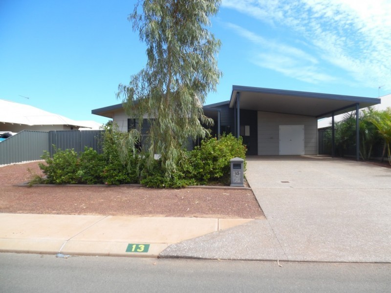13 Brushtail Street, Baynton WA 6714