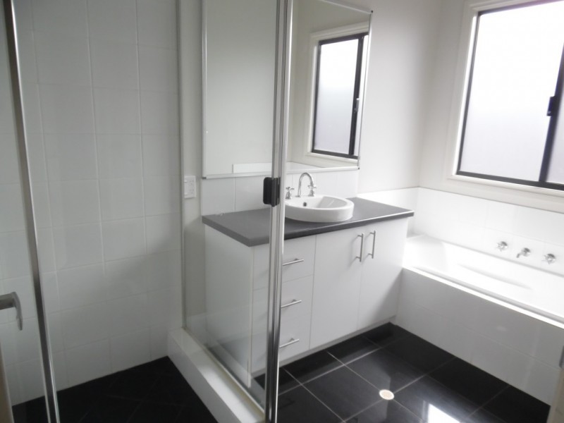 13 Brushtail Street, Baynton WA 6714