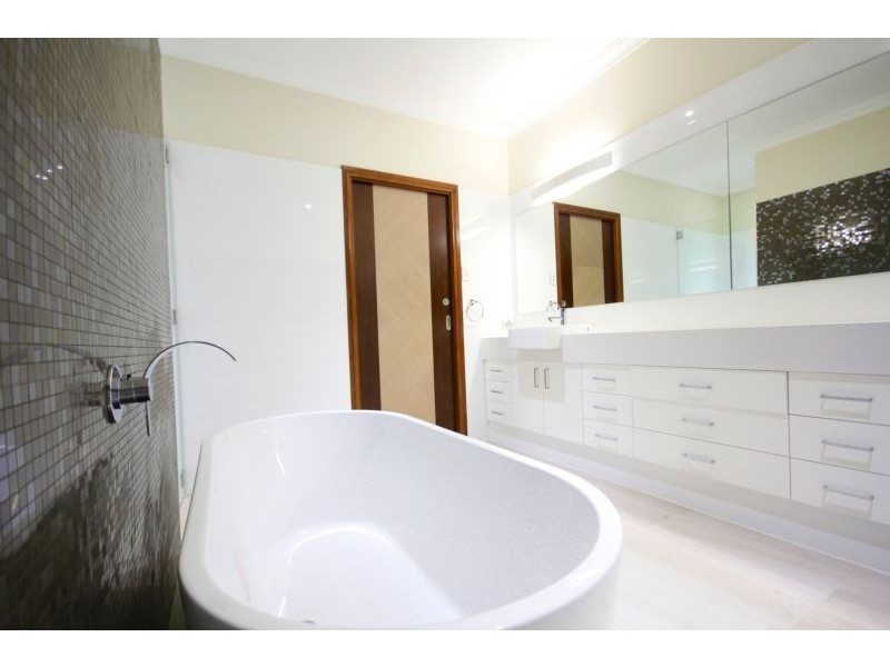 2 Euro Boulevard, Baynton WA 6714