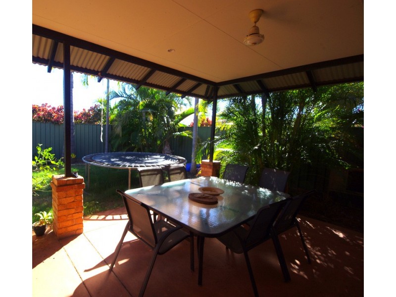 14 Schooner Street, Baynton WA 6714