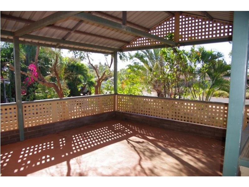 28 DeGrey Crescent, Dampier WA 6713