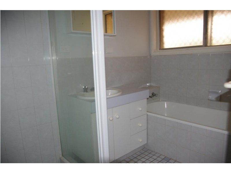 28 DeGrey Crescent, Dampier WA 6713