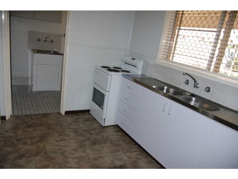 28 DeGrey Crescent, Dampier WA 6713