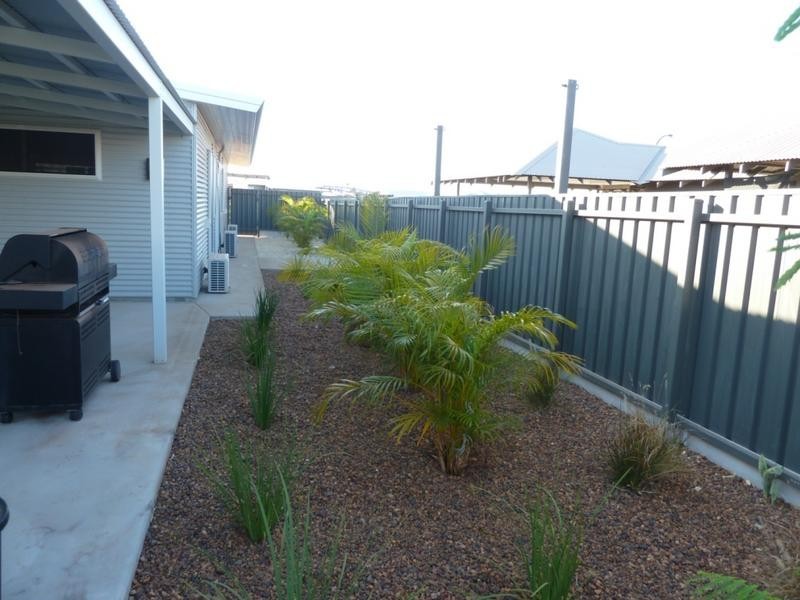 22 Garlirri Crescent, Baynton WA 6714