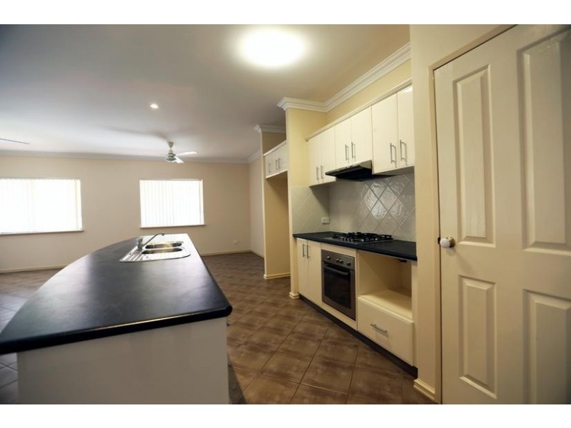 13 Archipelago Road, Baynton WA 6714