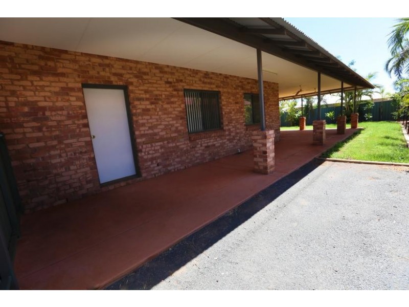 13 Archipelago Road, Baynton WA 6714