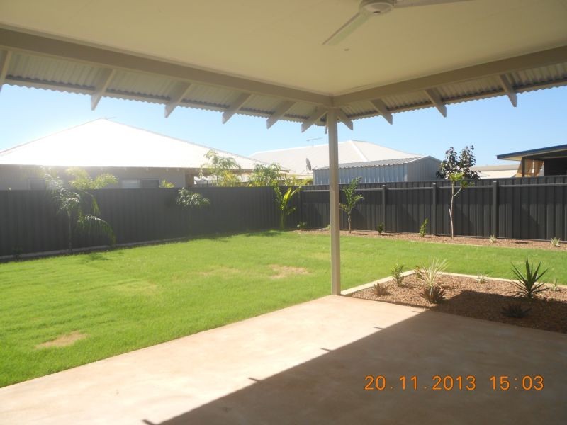 7 Jankurna Street, Baynton WA 6714