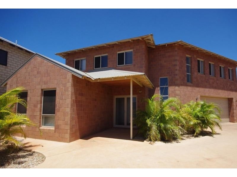 27B Moynes Court, Baynton WA 6714